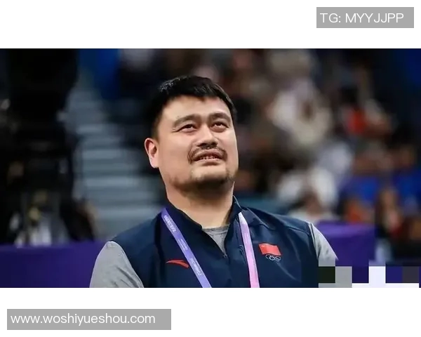 绿巨人姚明：从篮球场到巨人传奇的跨界之旅与影响力探讨